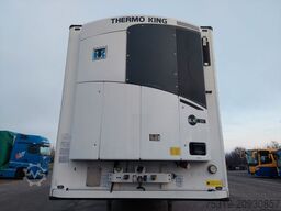 SCHMITZ CARGOBULL SKO24 ThermoKing SLXi 300