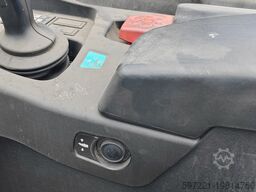 Jungheinrich ESD 220