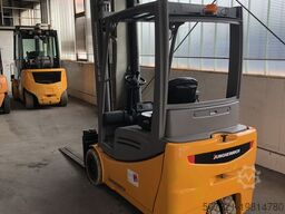 Jungheinrich EFG220 GE115-400ZT Waage