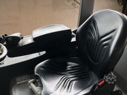 Jungheinrich EFG220 GE115-400ZT Waage