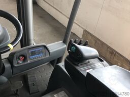 Jungheinrich EFG220 GE115-400ZT Waage