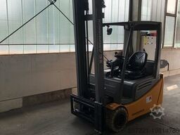 Jungheinrich EFG220 GE115-400ZT Waage