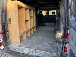 VOLKSWAGEN Crafter Kasten 2.0 TDI 30 mittel L2H1 GLASTRANS