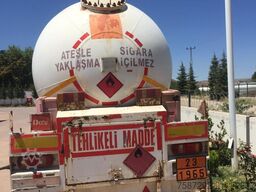 ISISAN GAS TANK 3x 45m3 LPG Tankauflieger