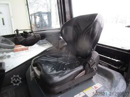 Toyota 8FDF25 - Triplex 4,7m -Zinkenversteller+Seitenschi