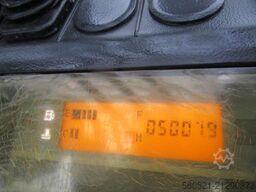 Manitou MI25D Triplex-Freihub 4,7m + Seitenschieber