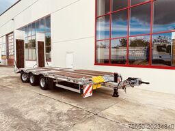 Möslein TT 31  31 t GG Tridem- Tieflader 3 Achs, gelenktNeufahrzeug