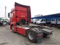 Mercedes-Benz Actros 1843