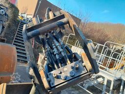 LIEBHERR GM10B