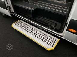 MERCEDES-BENZ Sprinter 317 Tourer *ROLLSTUHL-LIFT* DACHKLIMA