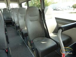 VW Crafter 17 Sitze EURO 5