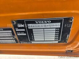 VOLVO FM12-380 / 8X4 / 28m Hiab Kran / WINCH