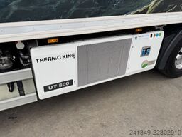 MAN TGX 26.510 6x2 Thermoking UT800
