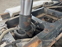 IVECO Trakker 410 6x4 Moser
