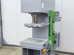 WMW PYE 25 n