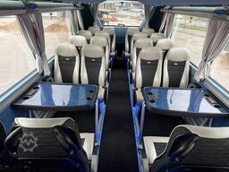 NEOPLAN Starliner N 5218 Euro 6