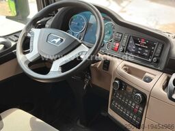 MAN TGX 18.420 4x2 1.Stock Cuppers Viehtransporter