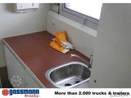 Wackenhut STKO 12 L, Büro-Sanitätsausbau