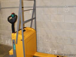 Jungheinrich EJE 118 FRUTERA