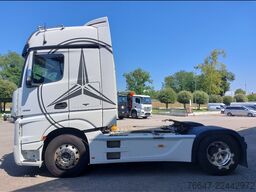 MERCEDES-BENZ Actros 4 18 4x2 - actros 1853 LS flat cab. .2,5 Euro V