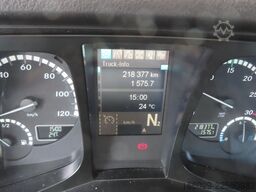 MERCEDES-BENZ Antos 1830 L , Kran MKG HLK 125