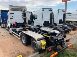 FORD F-LINE 2642T 6x2 EURO 6 Multilift