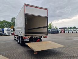 Volvo FM 420 Globetrotter 6x2 - Box with sidedoors - ...