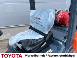 Toyota 02-8 FGF 25, Waage