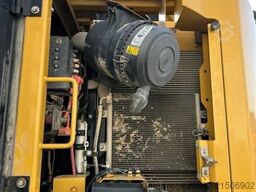 CATERPILLAR 325 FL CR / Gummipads