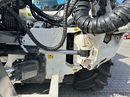 CLAAS Arion 650 / Mahausrüstung