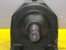 SEW-EURODRIVE R803DT80N8