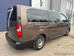 Toyota **PROACE-EURO6D-9SEATS**