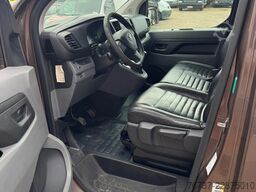 Toyota **PROACE-EURO6D-9SEATS**