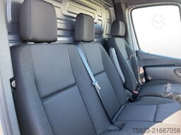 Mercedes-Benz Sprinter 319 CDI Kasten PRO L2H2 LED AHK Park Sitzh. Klima