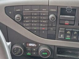 Volvo FH 13.420 6x2 - 1 deck livestock - Manual gearb...