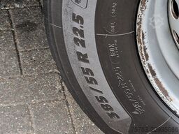 Volvo FH 13.420 6x2 - 1 deck livestock - Manual gearb...