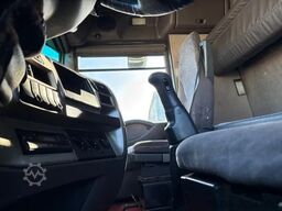 Renault Magnum 440 E-TECH (MACK ENGINE) (ZF16 MANUAL GE...