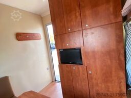 MAN 8220 TGL    3-4 Pferde Wohnung Luftfederung