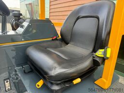 Combilift CB3000/LPG /2016 year/ Perfect condition