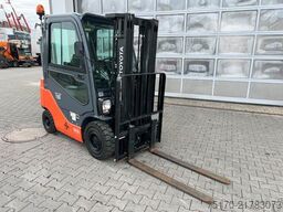 Toyota 02-8FDF15 / Triplex: 4.30m / nur 321h! / SS