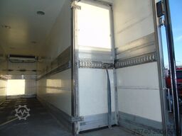 Scania P230 + carrier supra 950 + euro 5 + lift