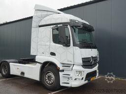 Mercedes-Benz Actros 1936 tractor unit