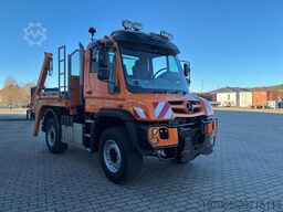Mercedes-Benz Unimog U 430 mit Jotha Absetzer CombiCon 5018 U