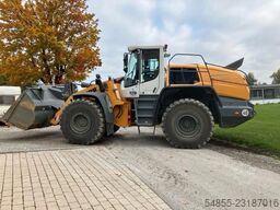 LIEBHERR L550 Xpower