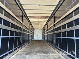 Schmitz Cargobull Curtainsider Mega Getränke