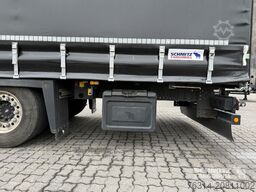 Schmitz Cargobull Curtainsider Mega Getränke