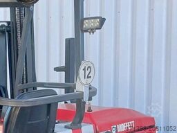 MOFFETT 4 Wege Mitnahmestapler M4 25.4 /ALLRAD nur 650h