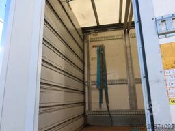 Volvo FM 420 6x2 Bak + Dhollandia klep 1500 kg + Aanh...