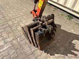 KUBOTA K008-3 / 2021 BJ / 725 H / 4 x Löffel