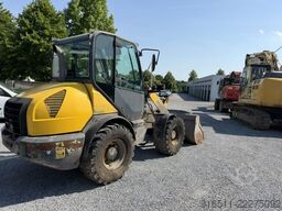 Komatsu WA70